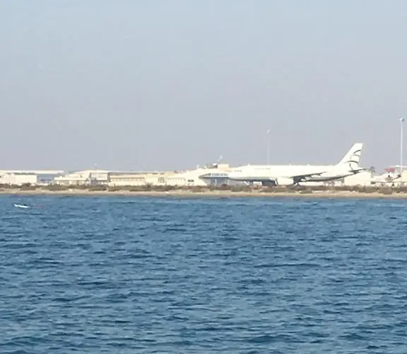 Ithaki Phinikoudes No. 105 Ларнака