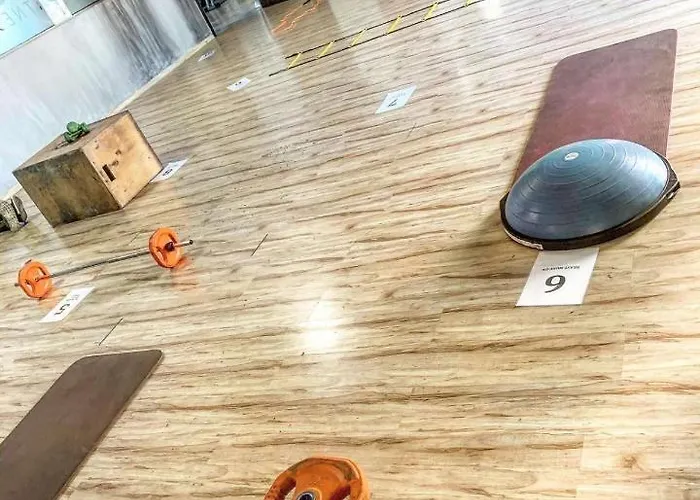 Ithaki Phinikoudes No. 105 * Larnaca