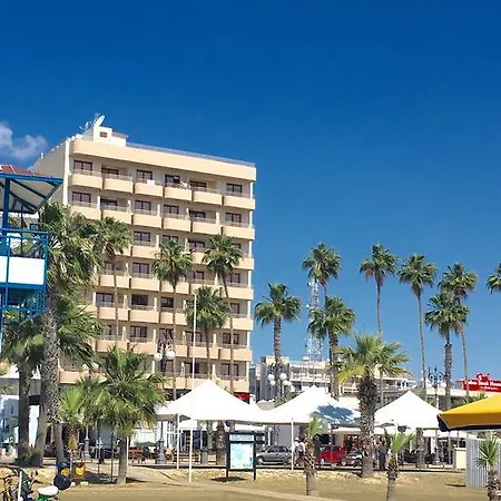 Apartament Ithaki Phinikoudes No. 105 *