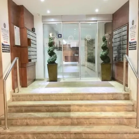 Apartament Ithaki Phinikoudes No. 105 *