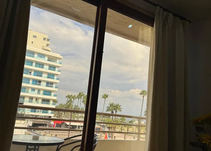 Appartement Ithaki Phinikoudes No. 105 Larnaca