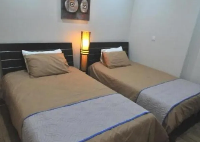 Ithaki Phinikoudes No. 105 Lárnaca