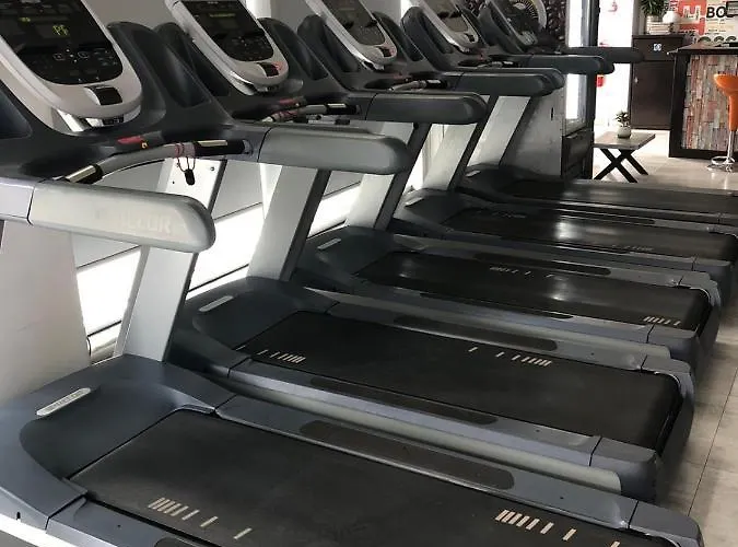 Ithaki Phinikoudes No. 105 Ларнака