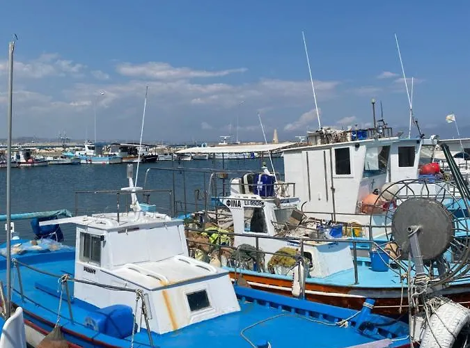 Ithaki Phinikoudes No. 105 Apartamento Lárnaca